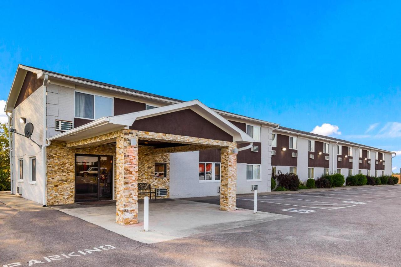 Red Roof Inn Dry Ridge Exterior photo